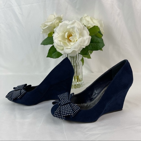 Navy Blue Suede Wedges with Studded Bow, Size 6.5 - Picture 5 of 9
